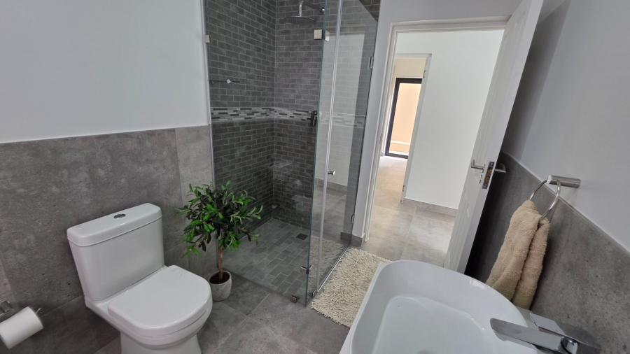 3 Bedroom Property for Sale in Dana Bay Western Cape